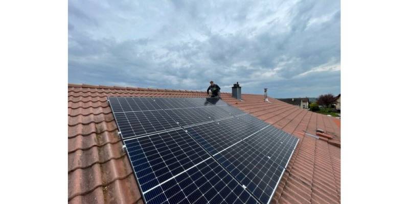 Entretien de panneaux solaires à Rognac par une entreprise spécialiste en énergie solaire