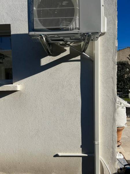 Installation de climatisations monosplit et multi split à La Penne Sur Huveaune 13821